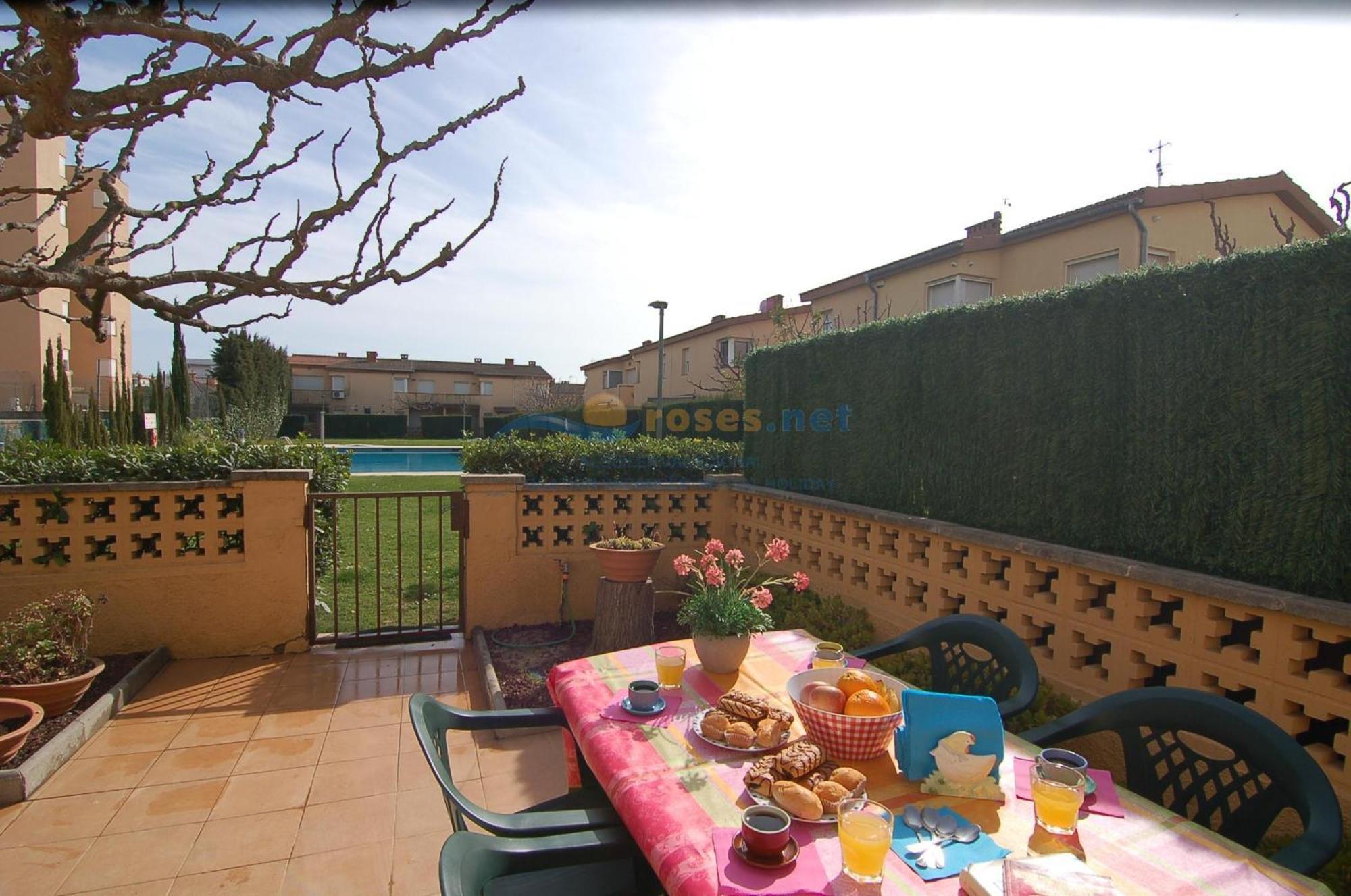 Villa RNET - Port Estrella 8 Rosas Exterior foto